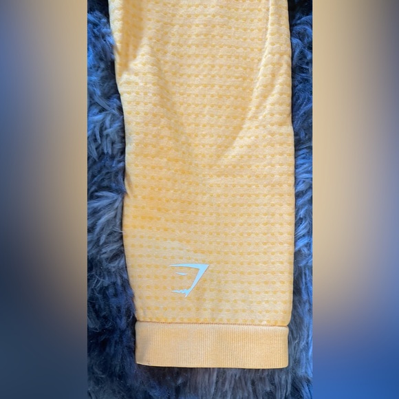 Gymshark Yellow Leggings - Picture 4 of 6